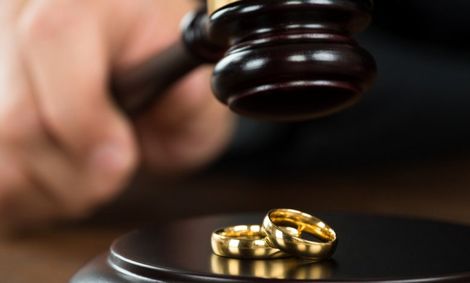 اعطای نفقه و اجرت المثل در طلاق از طرف زن چگونه است؟