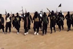 نماینده عراقی: داعش ساخته آمریکاست و طبق دستورات واشنگتن حرکت می کند