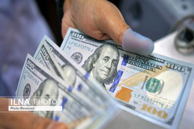 دلار ۵۰ تومان ارزان شد/ یورو ثابت ماند