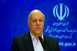 برگزاری مراسم تالاری در مناطق زرد کوتاه و با رعایت پروتکل‌های بهداشتی باشد