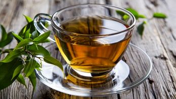 مضرات مصرف زیاد چای &#8220;سبز&#8221; و &#8220;سیاه&#8221;