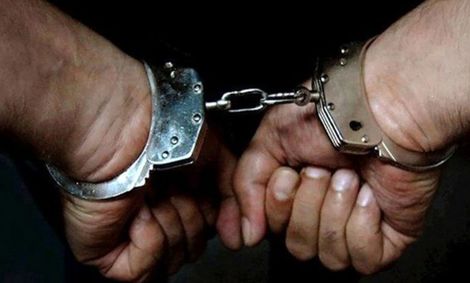 دزد بدشانس در کانال کولر گیر افتاد