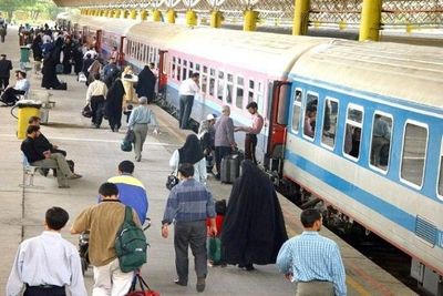 بلیت قطار از اول بهمن ۲۵ درصد گران شد / علت: فاصله‌گذاری کرونایی