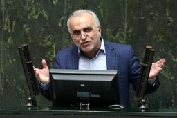 دژپسند: وزارت اقتصاد گام‌های اساسی برای بهبود فضای کسب و کار برداشته است