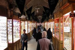 طلا پرسودترین بازار در اردیبهشت / خودرو و مسکن چه تغییری کردند؟