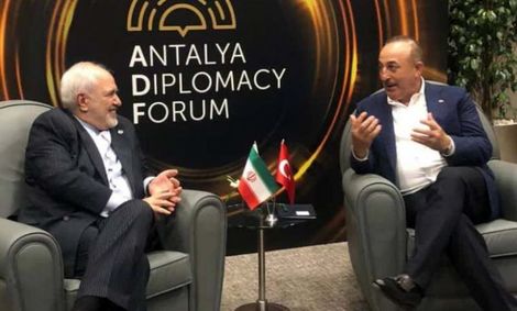 ظریف با وزیر امور خارجه ترکیه دیدار کرد