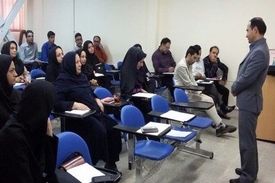 دانشجویان تا اواسط ترم جاری به دانشگاه میروند؟!
