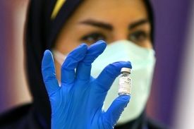 چه کسانی برای تزریق دوز سوم واکسن می توانند واکسن برکت دریافت کنند؟