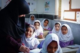 اجرا شدن طرح رتبه بندی معلمان تا قبل از عید