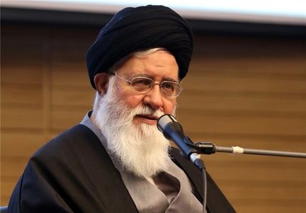 علم الهدی: بی حجابی زندگی انسان ها را برهم میزند!