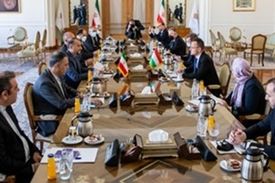 دیدار برجامی اولیانوف و مورا در حاشیه مذاکرات وین
