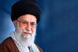 امام خامنه‌ای: تولید دانش‌بنیان و اشتغال‌آفرین موجب پیشرفت محسوس در همه اهداف اقتصادی خواهد بود