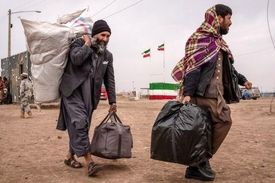 رانده از طالبان مانده در ایران!