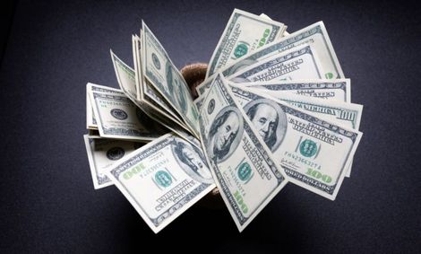 دلار و یورو چند؟