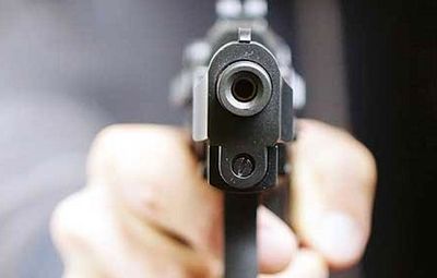 آزدی حمل سلاح در آمریکا منجر به یک کشته و هشت زخمی شد