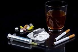 «تریاک» اولین و «گل» دومین مخدر پرمصرف در ایران/ مصرف گل و شیشه در میان جوانان رایج تر است