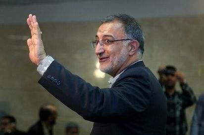 «زاکانی» از شهرداری نمیرود