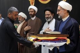 تجلیل از موکب داران عراقی توسط مسئولین ایرانی