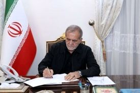پزشکیان قهرمانی دختران و پسران کاراته ایران در آسیا را تبریک گفت