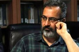 آقای منادی استعفا دهید