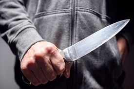 قتل پدر در کنار زن غریبه