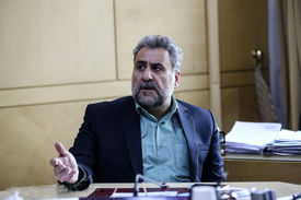 حشمت‌الله فلاحت‌پیشه: بزرگترین خدمت به مرحوم رئیسی این است که نامش را در کنار یک سری بنیادها و ردیف‌های چپاولگر و تاراجگر بودجه نیاورند