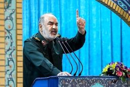 فرمانده کل سپاه: در هیچ جنگی در روی زمین شکست نخواهیم خورد / در جنگ همه جانبه با دنیا به سر می‌بریم