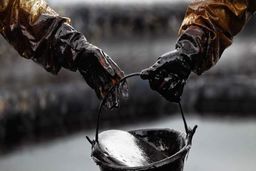 دو نمای متضاد از آینده نفت