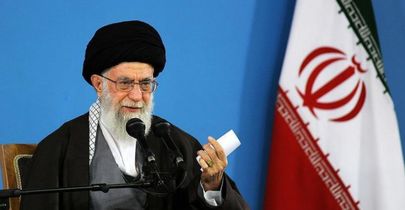 پاسخ رهبرانقلاب به نامه جوانی‌که از فساد مسئولان گلایه کرده بود + عکس