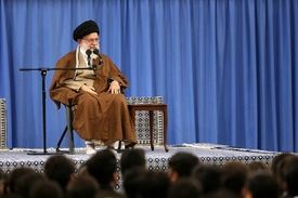 رهبر معظم انقلاب: برنامه دشمن، تصویرسازی غلط از ایران است؛ در این جنگ پیروز خواهیم شد