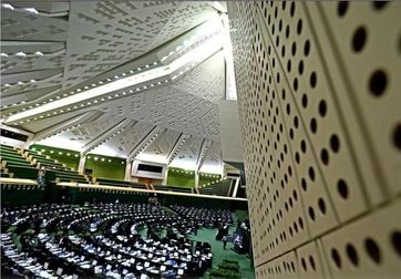 «هزینه میلیاردی» سوالات نمایشی &#8211; انتخاباتی نمایندگان از وزراء