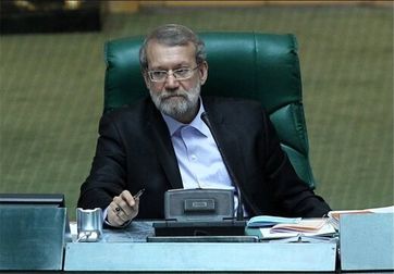 روایت لاریجانی از بررسی افزایش قیمت بنزین در مجلس/هم داستان باشیم تا فشار از روی مردم برداشته شود