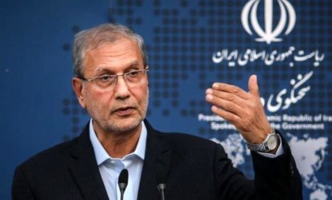 ربیعی در نشست خبری: دولت تصمیم سران قوا را عملی کرد/ اولین مرحله یارانه جدید امشب پرداخت می‌شود/ ۶۰ میلیون نفر شامل دریافت بسته معیشتی هستند