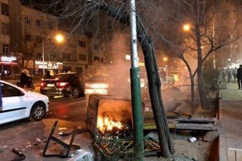 انتقاد روزنامه جمهوری اسلامی از عملکرد دستگاههای اطلاعاتی و امنیتی در حوادث احیر/ چرا از قبل،عوامل اصلی را شناسایی کردید؟