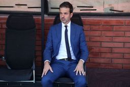 استراماچونی شنبه روی نیمکت استقلال می‌نشیند