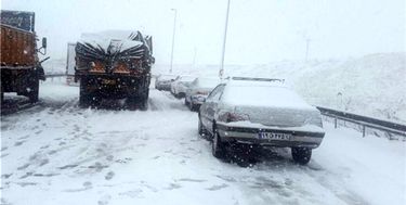 لزوم تردد با زنجیر چرخ در محورهای ۷ استان