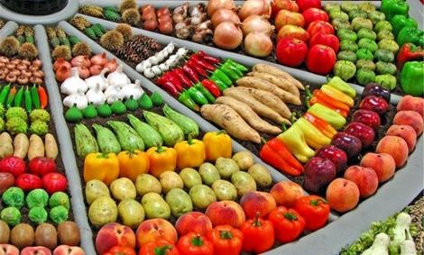 انتقاد مجری تلویزیون از قاچاق میوه‌های لاکچری ۸۰۰هزارتومانی و فروش آنها در تلگرام و اینستاگرام