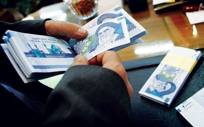 عیدی کارکنان یک میلیون و ۲۰۰ هزار تومان شد