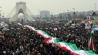 حضور پرشور جامعه ورزش در راهپیمایی ۲۲ بهمن + تصاویر
